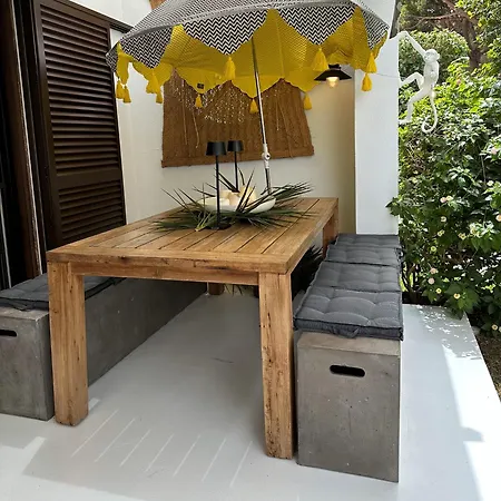 Vilamouratenis White By Sapvillas *