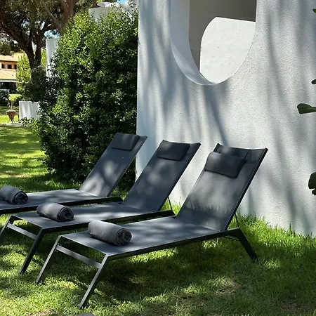 Vilamouratenis White By Sapvillas Vilamoura