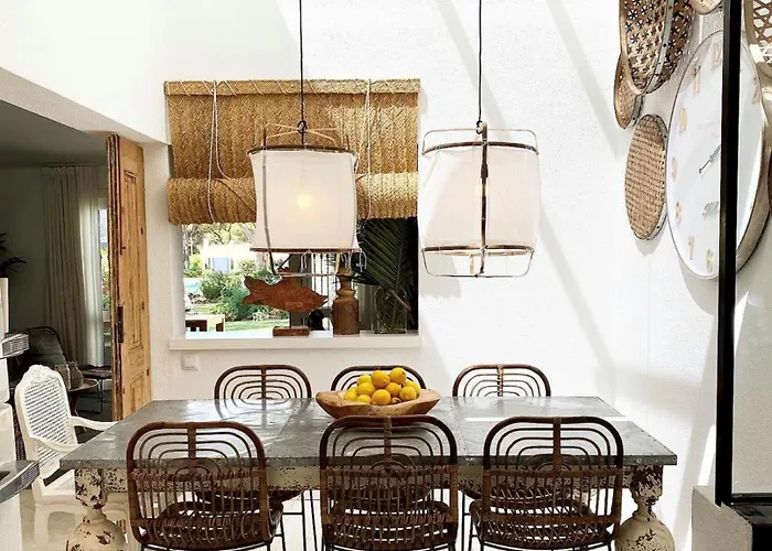 Vilamouratenis White By Sapvillas